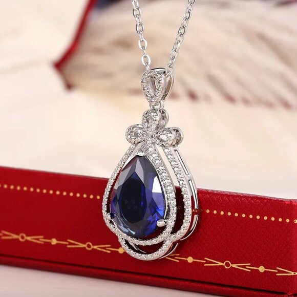NEW 18k White Gold Blue Sapphire Diamond Pear Cut Teardrop Pendant Necklace - Picture 2 of 5